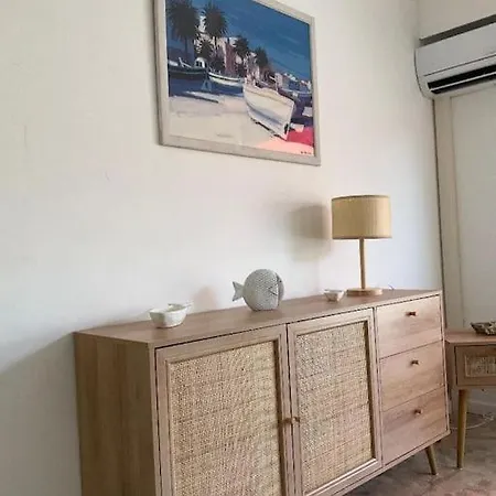 Appartement Le Coquet T2 A 50 M De La *